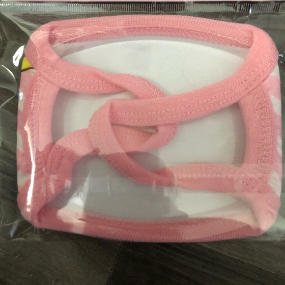 New Hello Kitty Sanrio Kids Facemask One Size - Picture 2 of 4